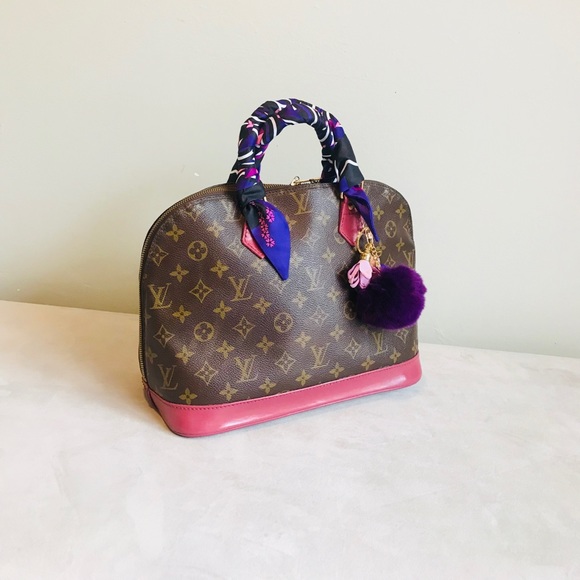 Louis Vuitton Handbags - Authentic Louis Vuitton Alma Mauve